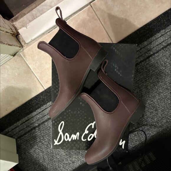 Sam Edelman Tinsley Sangria Matte Rain Boots - Picture 4 of 10